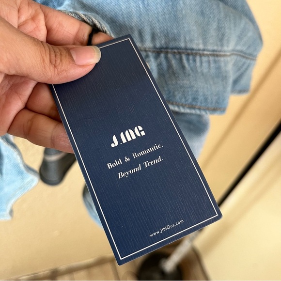 J.ing denim mini dress size xs light wash nwt - Picture 4 of 7